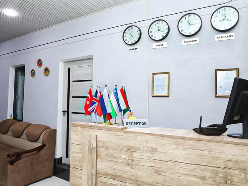 Хостел House De Moon Ташкент Экстерьер фото